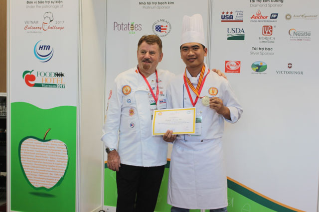 thanh qua da den sau nhung no luc cua hoang sin