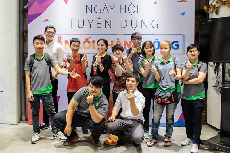 ngay hoi tuyen dung dan loi thanh cong