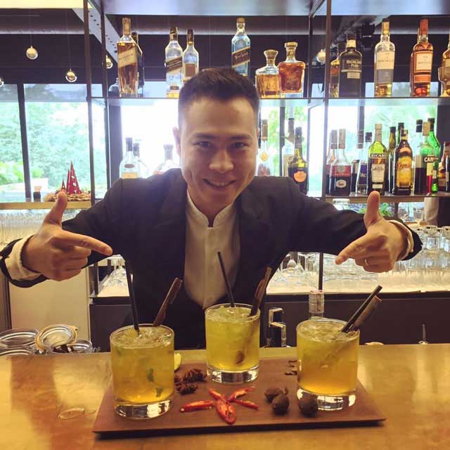 Chân dung của chàng Bartender má lúm nổi tiếng Pham Tiep Tien Chang Bartender Ma Lum Noi Tieng