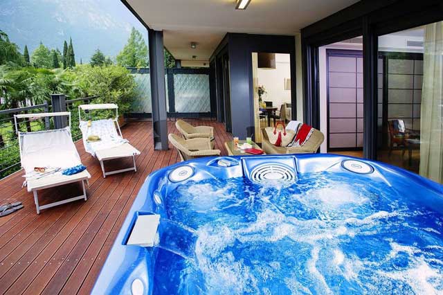 jacuzzi tai khach san