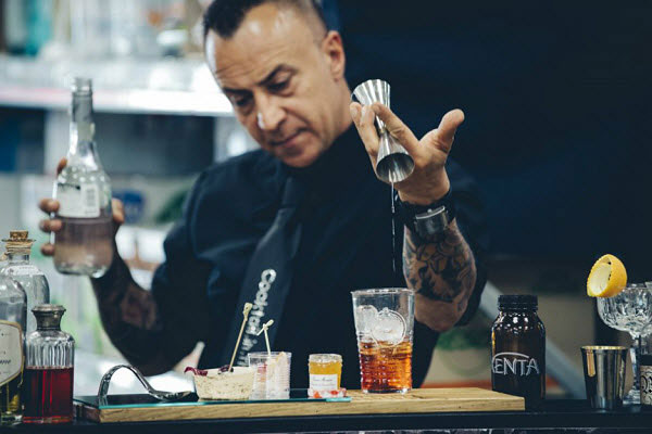 Mức lương của Bartender còn tùy thuộc vào vị trí công việc lương của Bartender tùy vào vị trí