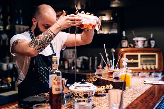 Muốn trở thành Bartender giỏi, nhất định phải biết hết các thuật ngữ liên quan tới nghề thuật ngữ cho bartender