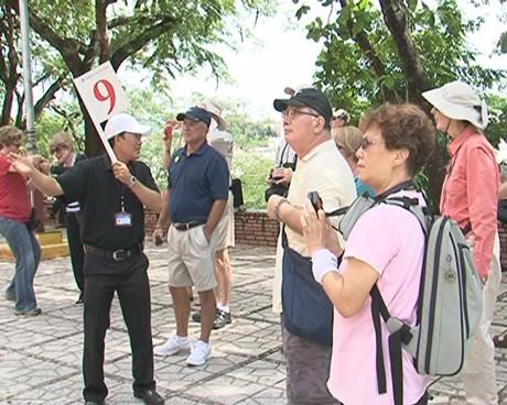 Dù quyết định nghỉ việc, bạn vẫn nên để lại ấn tượng với mọi người để lại ấn tuonwgj khi nghỉ việc