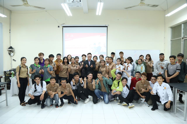 ứng viên ở mỗi chương trình diễn ra đã nắm chắc cách chinh phục nhà tuyển dụng trong phỏng vấn cách chinh phục nhà tuyển dụng trong phỏng vấn