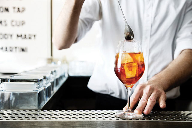 Aperitif – nhóm rượu khai vị thường được phục vụ trong các bữa tiệc nhà hàng aperitif