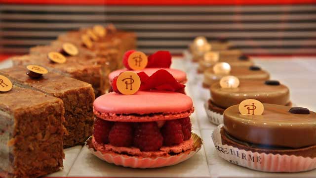 Bánh mang thương hiệu Pierre Hermé banh mang thuong hieu pierre herme paris