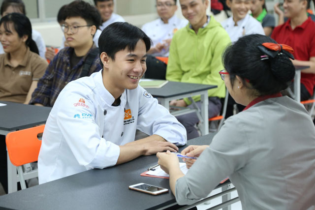 Nụ cười cũng chính là một trong những chìa khóa thành công của phỏng vấn chìa khóa thành công của phỏng vấn