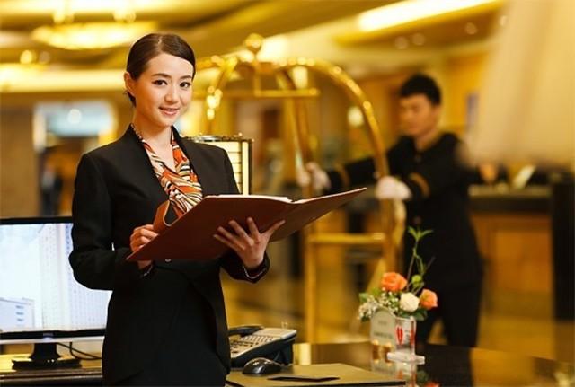 Captain đảm nhận việc quản lý, giám sát và điều phối nhân viên cong viec cua captain nha hang khach san