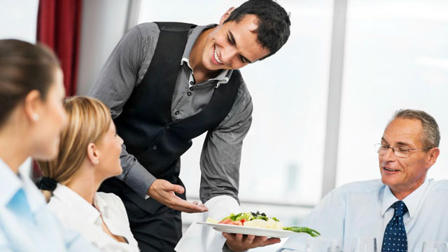 đào tạo nhân viên phục vụ