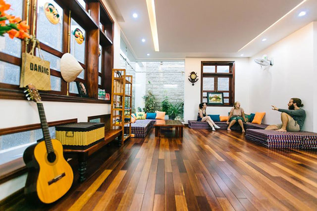 Một số dorm có phòng sinh hoạt chung cho khách lưu trú dorm co phong sinh hoat chung