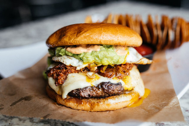 Hamburgerở Chicago khiến thực khách xao xuyến ngay từ lần nếm thử đầu tiên Hamburgerở Chicago