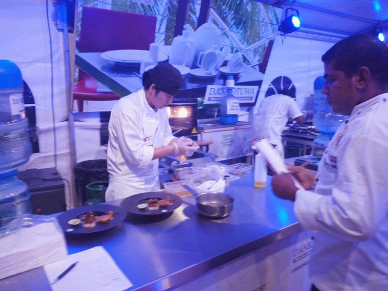 Hãy cố gắng và đừng bao giờ bỏ cuộc hay co gang va dung bao gio bo cuoc