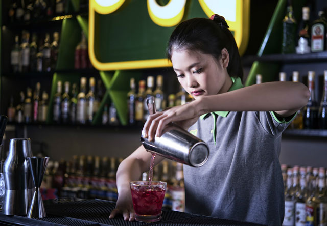 Học Kèo nhà cái bóng đá world cup ở đâu để trở thành một Bartender, một Barista chuyên nghiệp? hoc pha che