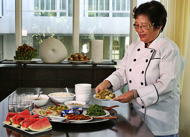 m thực đã trở thành phần không thể thiếu trong cuộc đời cô Ánh Tuyết hon 60 nam dung bep