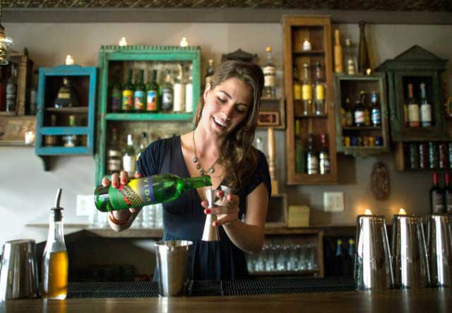 Ivy Mix nữ bartender nổi tiếng ivy mix nu bartender noi tieng