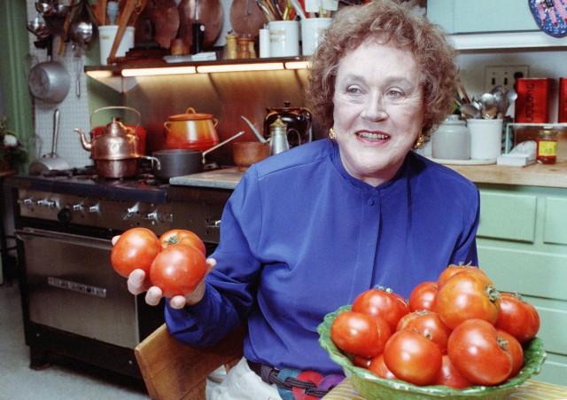 Julia Child - bà hoàng Tỷ lệ kèo cá cược World Cup của Pháp julia child ba hoang am thuc cua phap