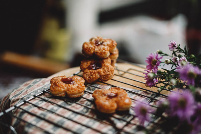 Khâu nướng bánh ảnh hưởng rất lớn đến chất lượng của thành phẩm khau nuong banh