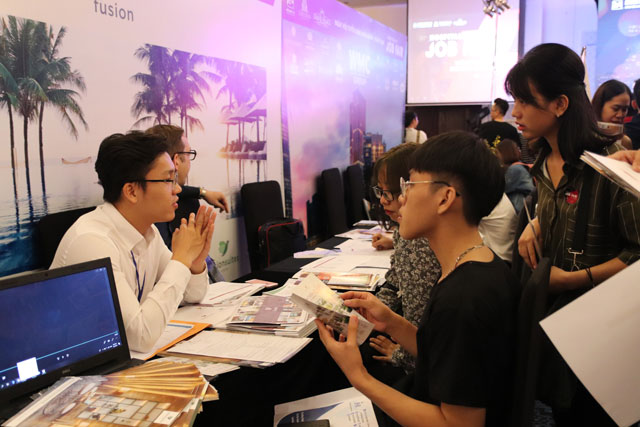 Không khí sôi động tại Hospitality Job Fair 2019.