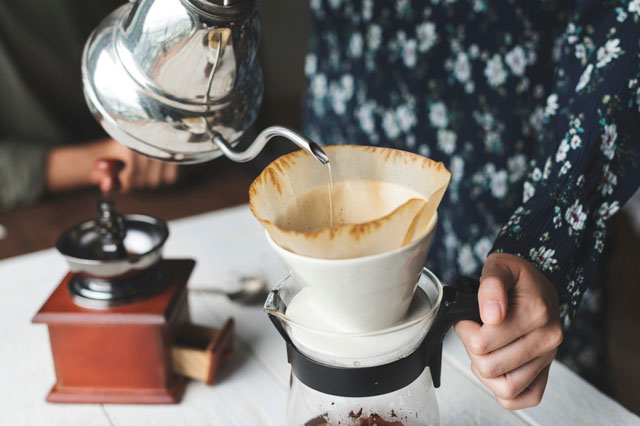 ky thuat rot nuoc trong drip coffee