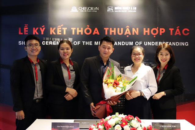 Đại diện Aurora Hotel Plaza và Worldcup2026 ký kết thoản thuận Lễ kí kết thỏa thuận thành công