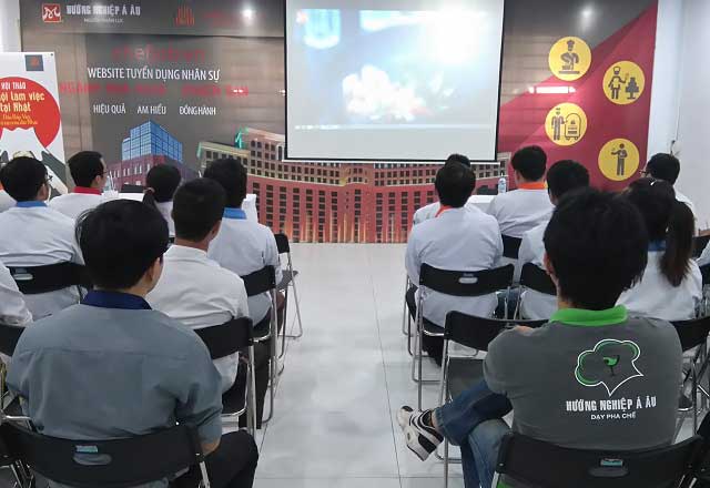 Môi trường Tỷ lệ kèo bóng đá World Cup tại nhà hàng Nhật moi truong nau an tai nha hang nhat