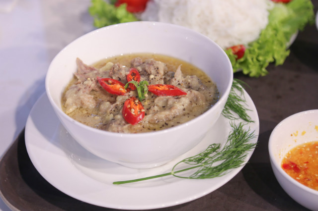 Món ăn được đánh giá trên nhiều tiêu chí mon an duoc danh gia tren nhieu tieu chi