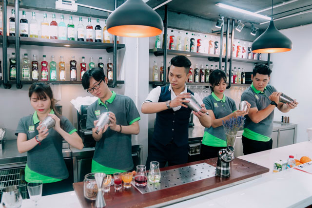 Học viên được thực hành trực tiếp để nâng cao kỹ năng thực hành trực nâng cao kỹ năng