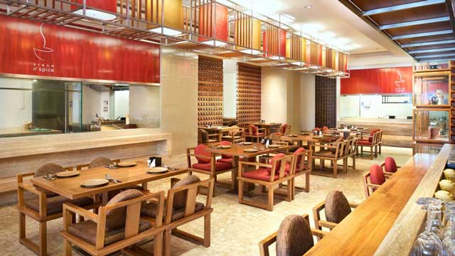 Nhà hàng Steam n’ Spice chuyên phục vụ các món ăn đặc trưng của châu Á Nhà hàng Steam n’ Spice
