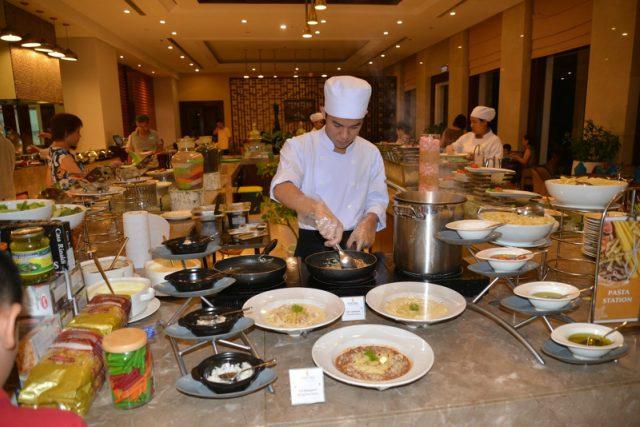 Nhân viên tại Vinpearl Đà Nẵng Resort & Villas nhan vien cua vinpearl da nang resort villas
