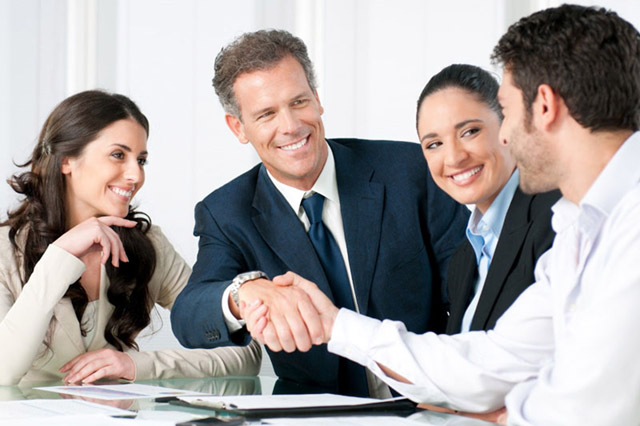 Mối quan hệ tốt giữa lãnh đạo và nhân viên sẽ giúp nhân viên có động lực làm việc, gắn bó quan he tot voi lanh dao giup nhanh vien co hung thu lam viec