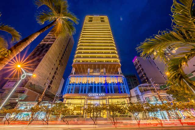 Queen Ann Nha Trang nổi bật giữa phố biển queen ann nha trang