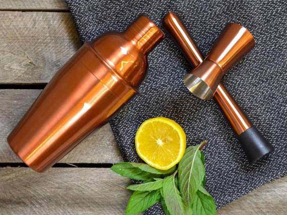 shaker là dụng cụ không thể thiếu để cho ra các loại thức uống thơm ngon shaker dung cu khong the thieu
