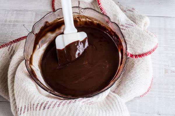 Spatula chất lượng có khả năng chịu nhiệt tốt, dùng cho các hỗn hợp bột nóng Spatula chất lượng có khả năng chịu nhiệt tốt