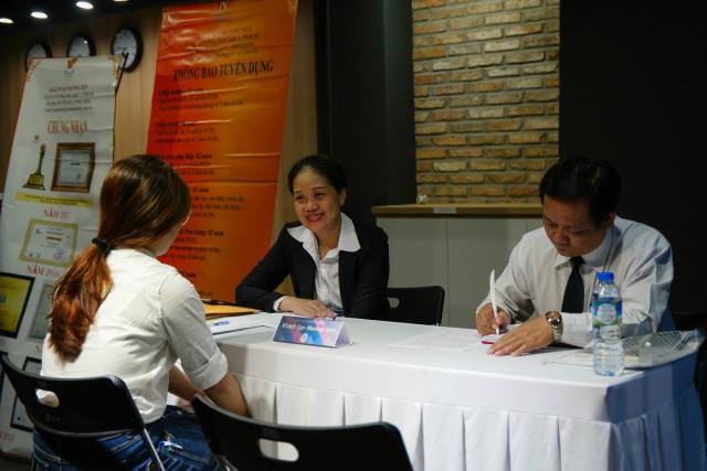 Tham gia ngày hội tuyển dụng Tháng 10 tham gia ngay hoi tuyen dung thang 10