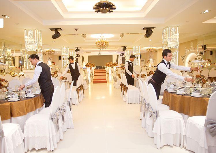 Nhiều hình thức thanh toán lương khác ở nhà hàng, Kèo nhà cái world cup châu âu thanh toan luong khoang o nha hang khach san