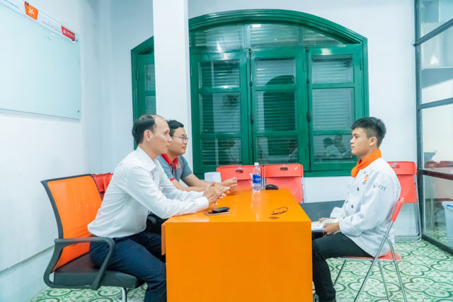 Ứng viên sẽ phỏng vấn trực tiếp cùng Chuyên gia ngành NHKS khi tham gia chương trình phỏng vấn trực tiếp