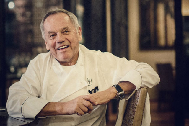 Wolfgang Puck đã trở thành một trong những “tượng đài” trong làng Tỷ lệ kèo cá cược World Cup thế giới wolfgang puck