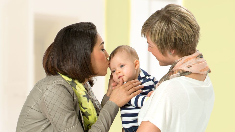 Yêu trẻ con sẽ giúp các Babysitter làm việc tốt hơn yeu cau doi voi vi tri baby sitter