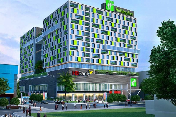 Holiday Inn & Suites Saigon Airport Hotel