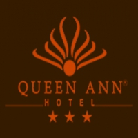 Khách sạn Queen Ann